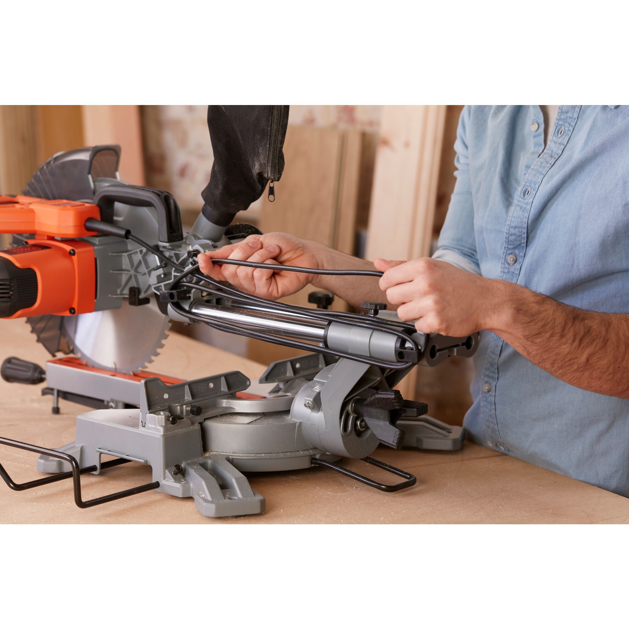 Black and decker discount cordless miter saw