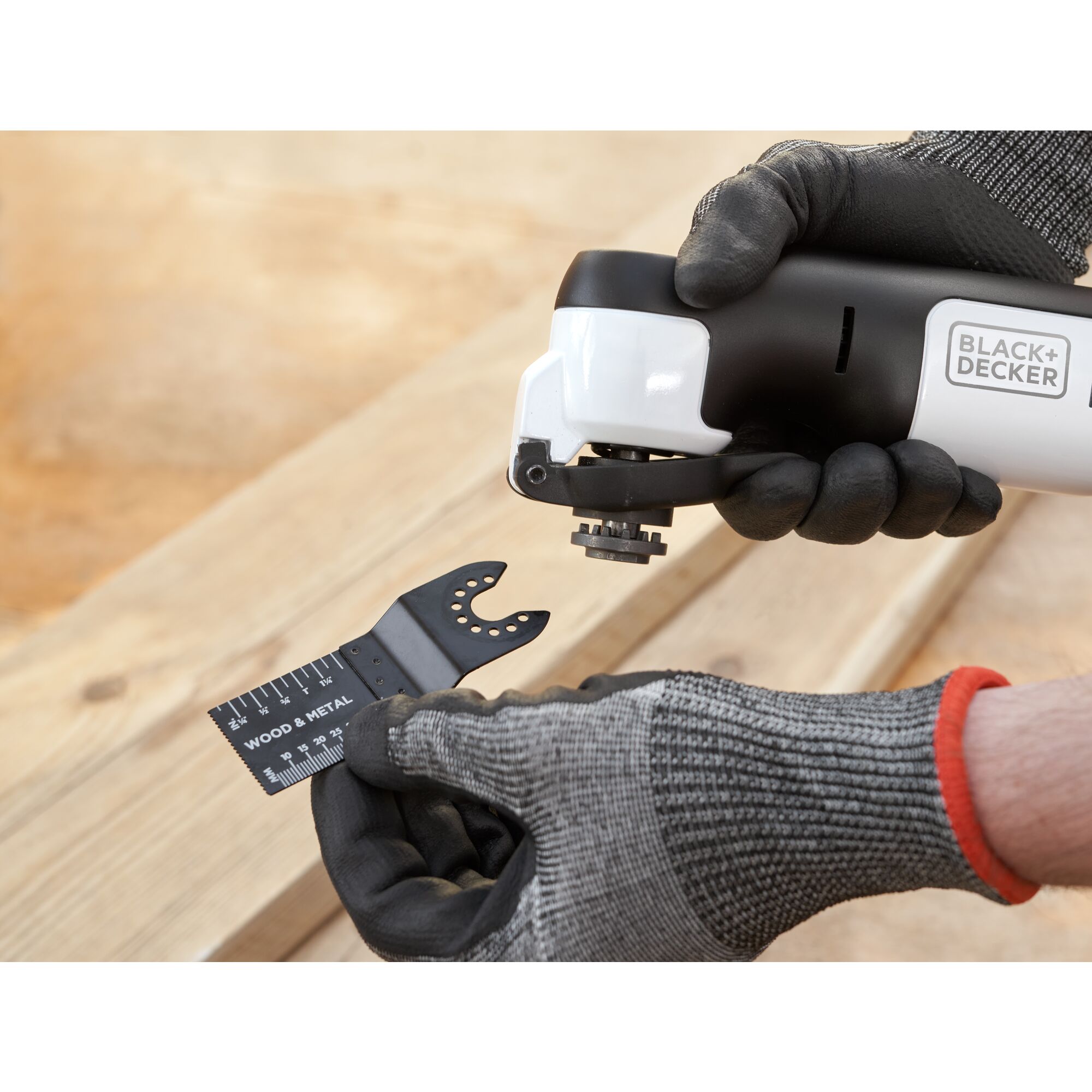 Black and decker discount cordless oscillating multi tool